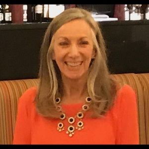 Meet your Posher, Suzanne